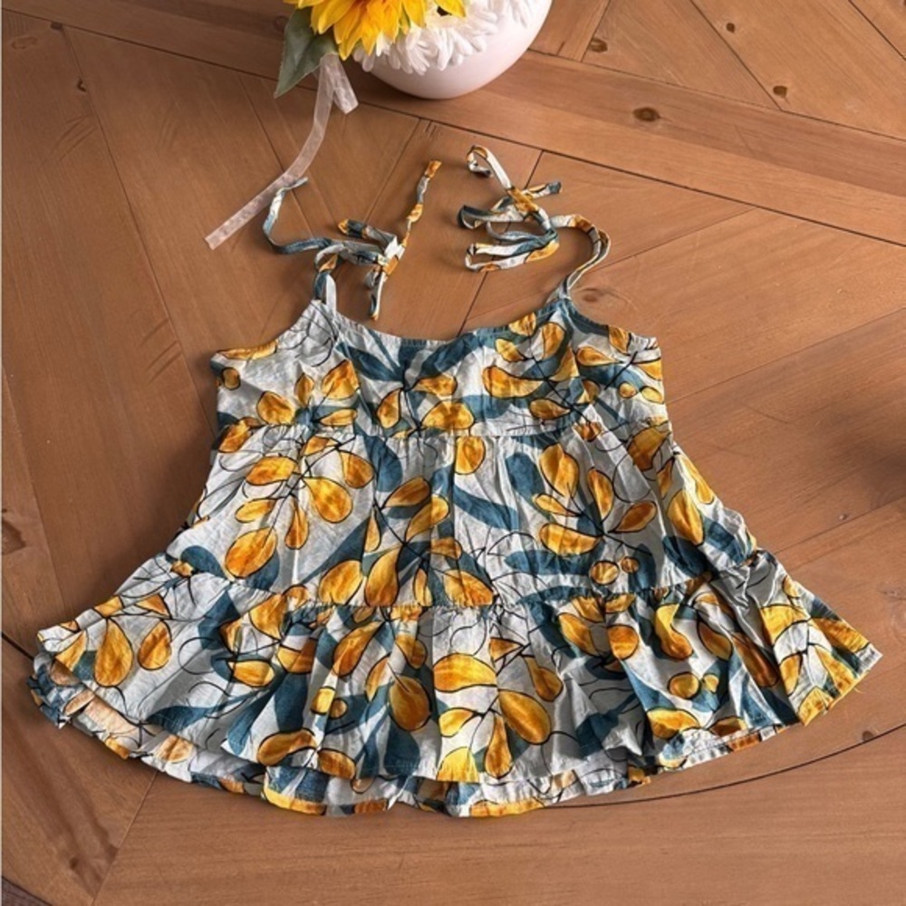 MINE Lightweight Floral Tiered Peplum‎ Style Tank Top